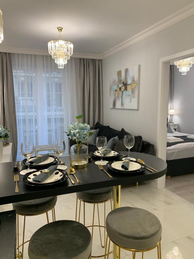 Hamptons Apartment 斯维诺乌伊希切 外观 照片