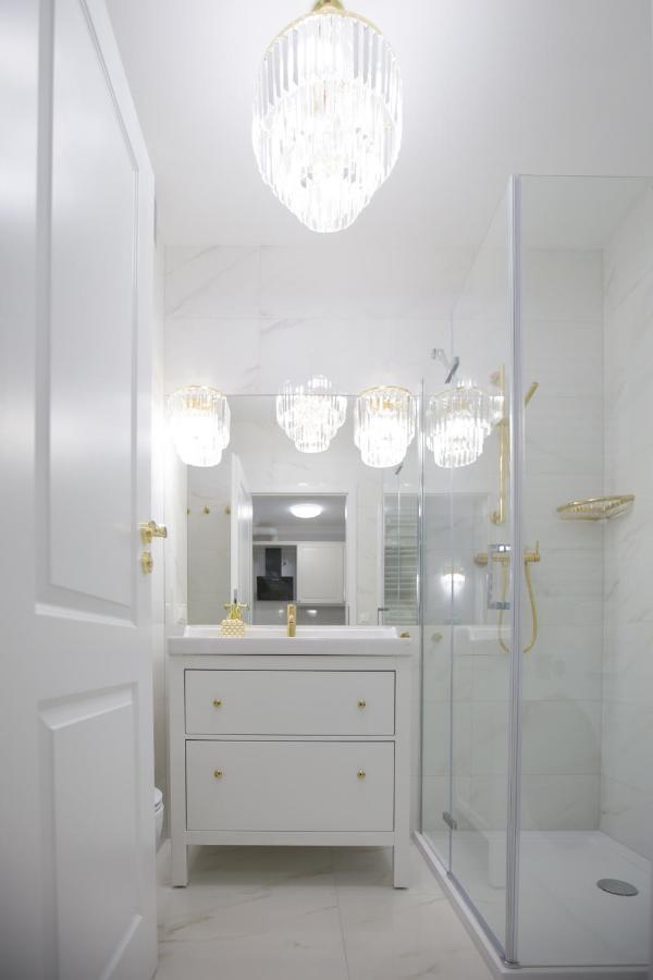 Hamptons Apartment 斯维诺乌伊希切 外观 照片