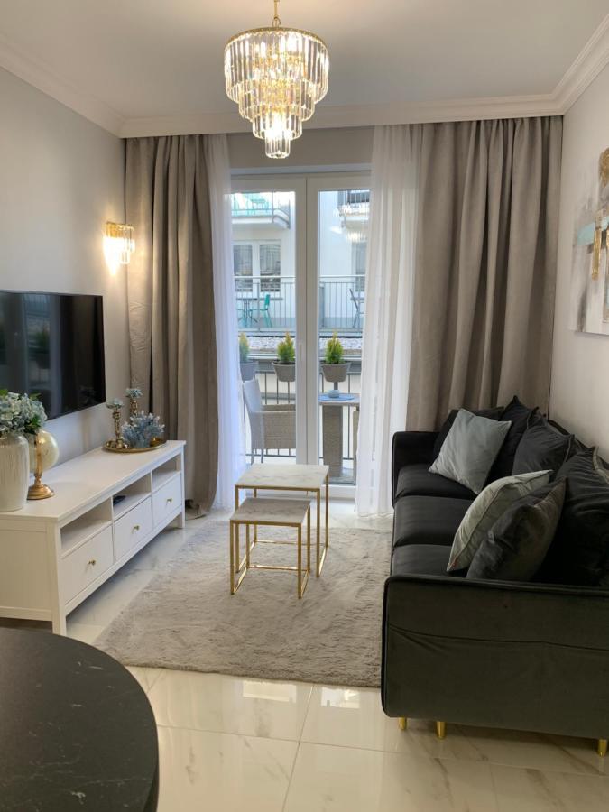 Hamptons Apartment 斯维诺乌伊希切 外观 照片